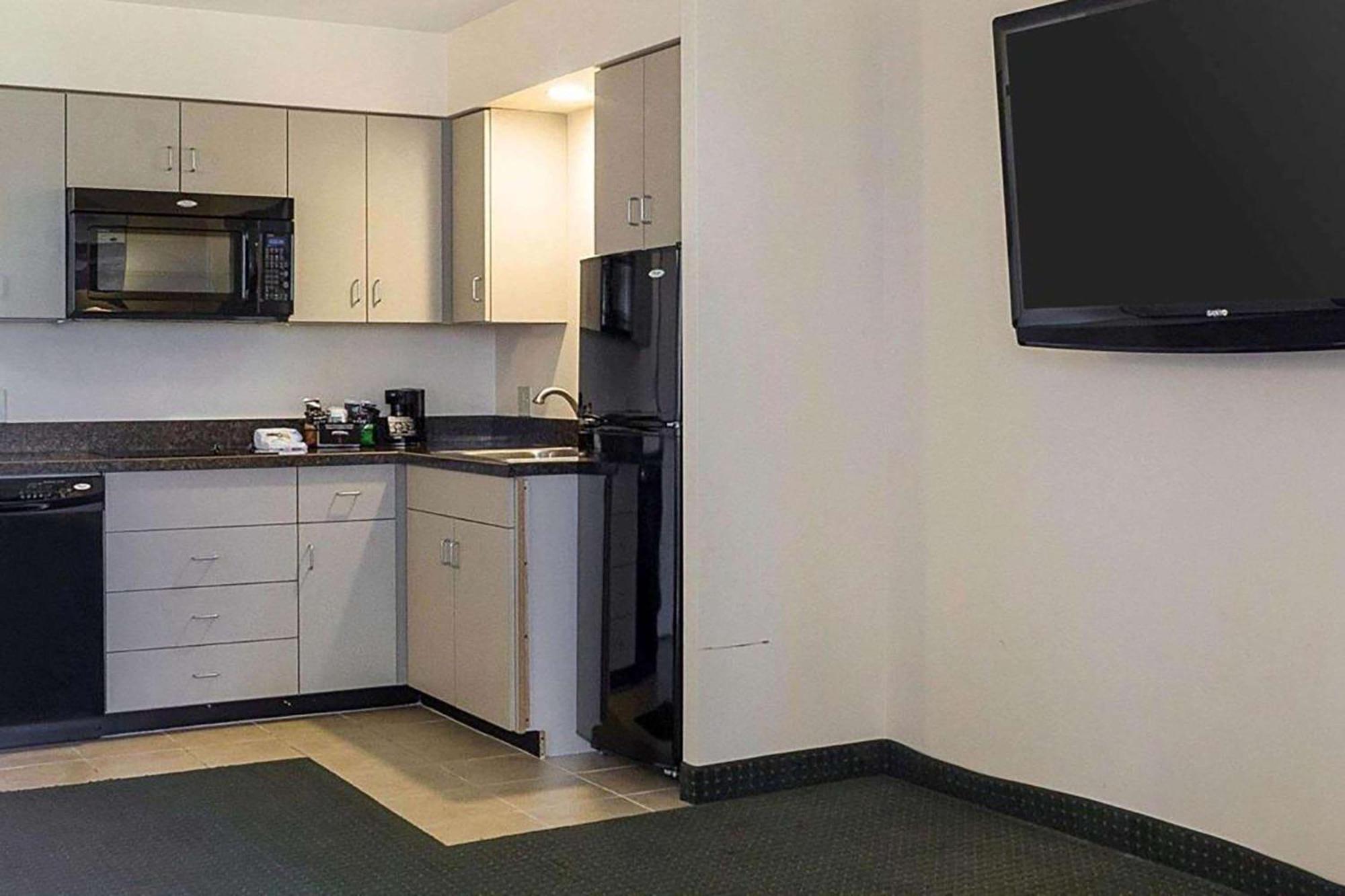 Hotel Baymont By Wyndham Conference Center & Water Park 2*